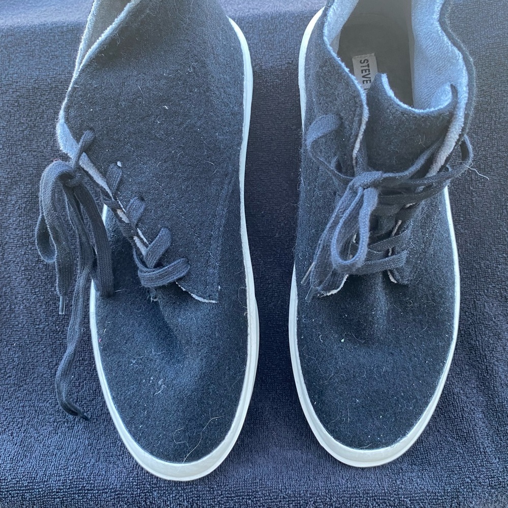 Steve Madden Black Sneakers New size 11.5
